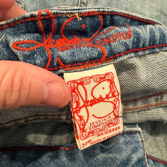 NWT - Jessica Simpson emrboidered Jeans - Picture 5 of 11